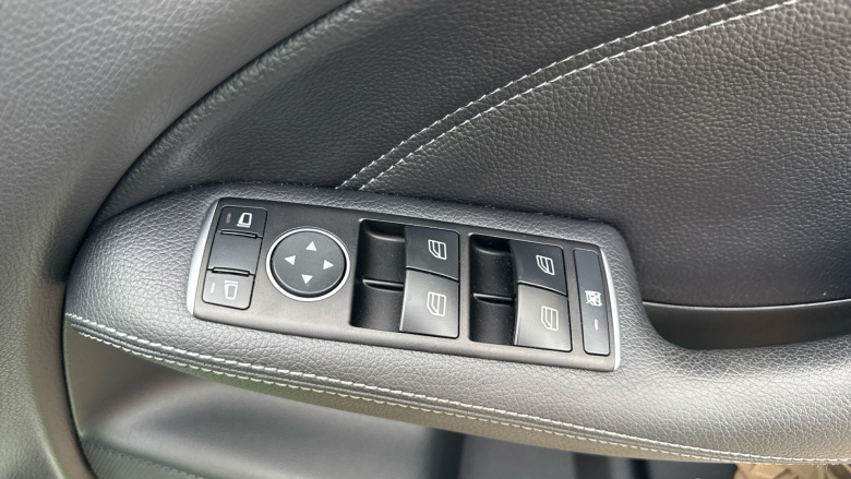 Mercedes-Benz B-Class B200 Sport Executive 5dr Auto Petrol Hatchback